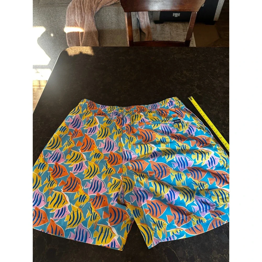 chubbies swim trunks